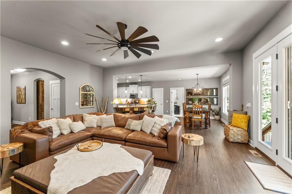 35 Skye Drive, Bella Vista — photo 8 of 38